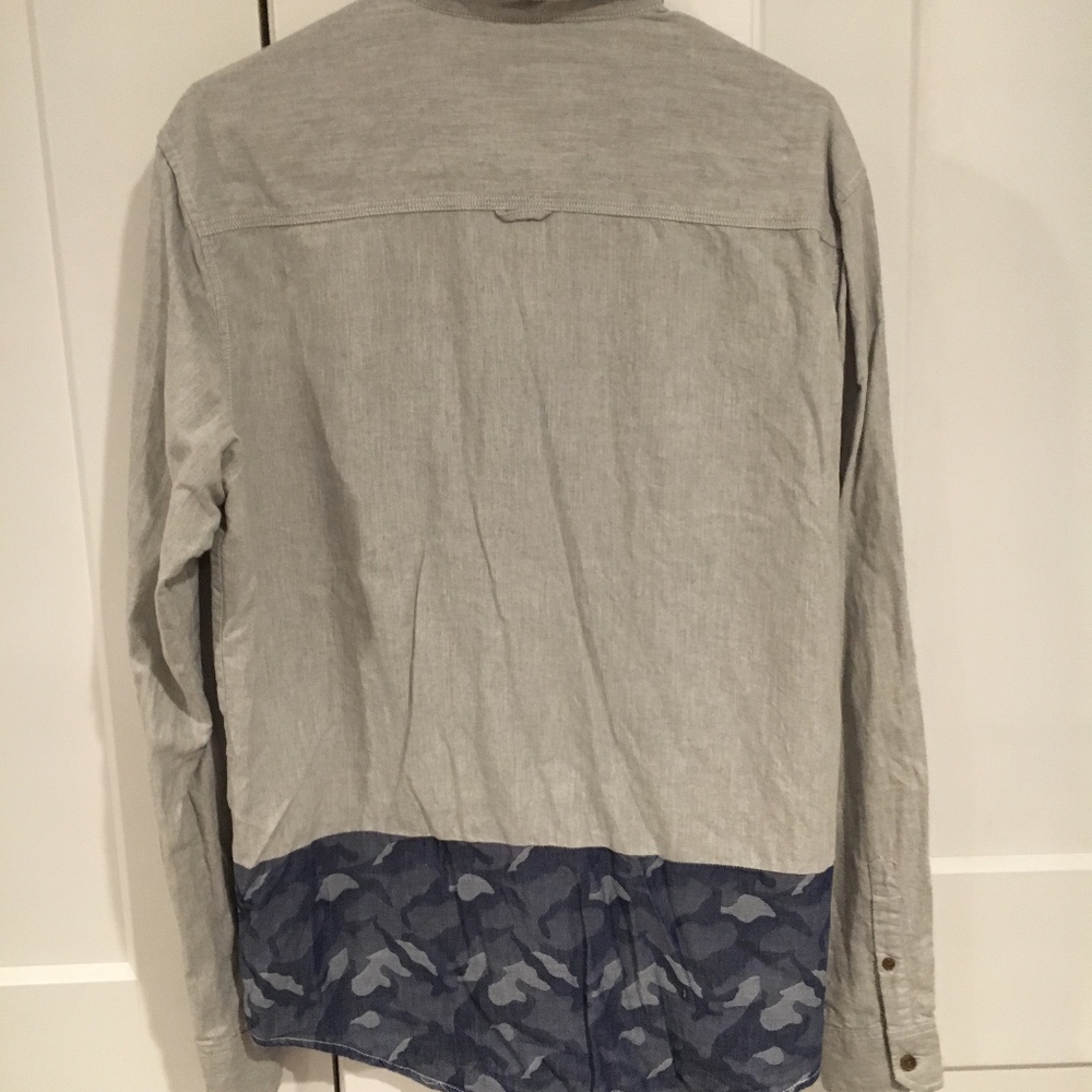 Color Block Button Up - Picture 4 of 4